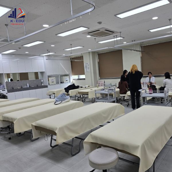 Phòng y tế của trường sunlin Hàn Quốc