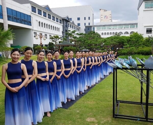 Một lớp Vũ đạo tại KWU