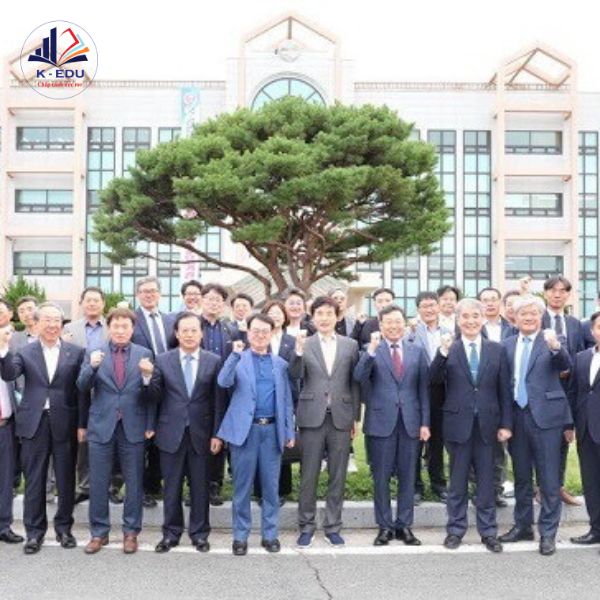 Đại học Gyeongnam Namhae Hàn Quốc - Namhae College