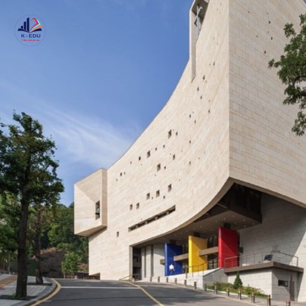 Trường đại học Chongshin được xây dựng hiện đại