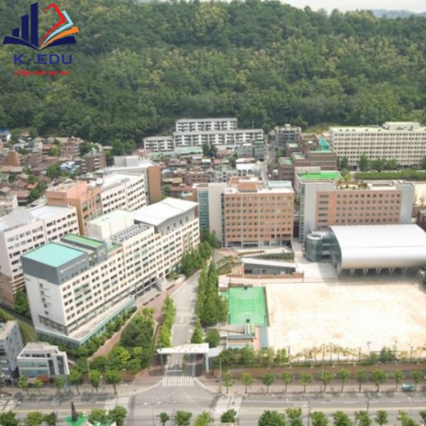 Khung cảnh trên cao của Trường Myongji College