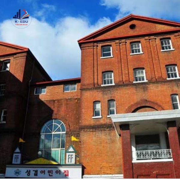Ký túc xá trường Seoul Teological University hiện đại
