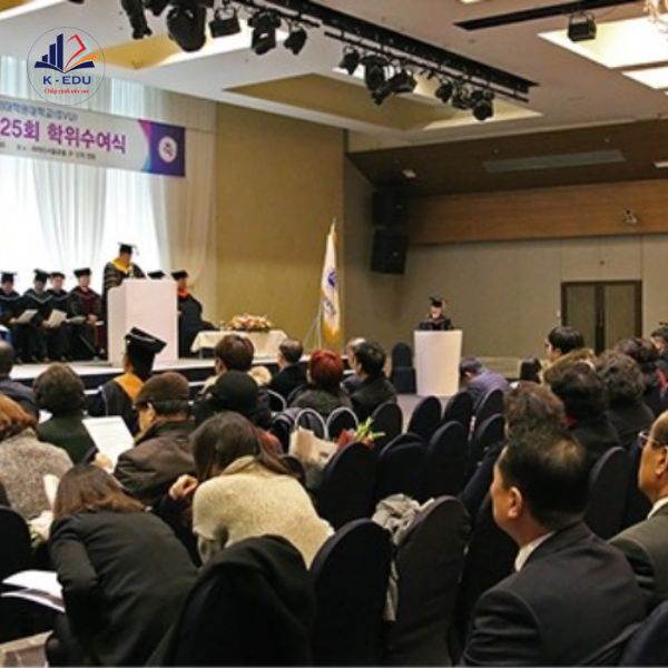 Lễ trao học bỏng của trường Seoul University of Venture & Information