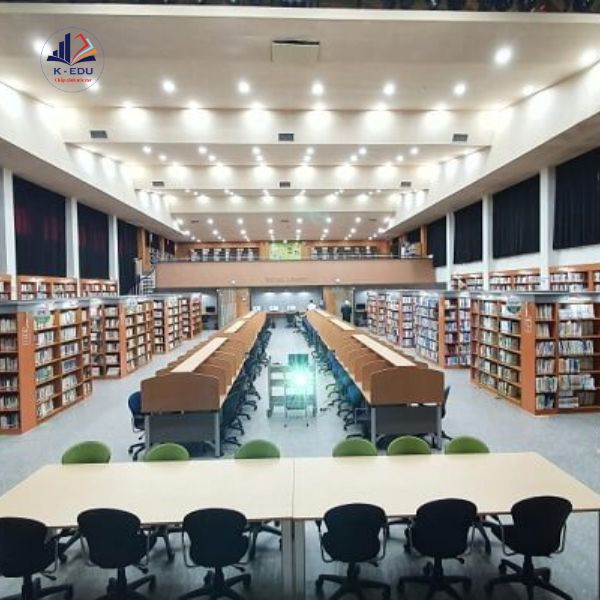 Thư viện trường Jeonbuk Science College