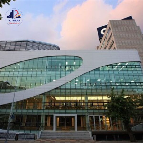 Trường Woosong Information College được xây dựng hiện đại